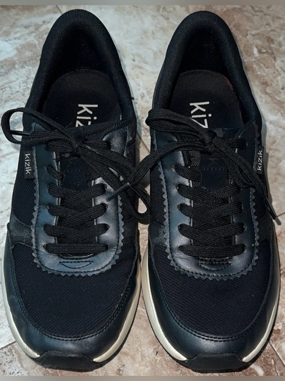 Kizik Women's Black Athletic Sneakers